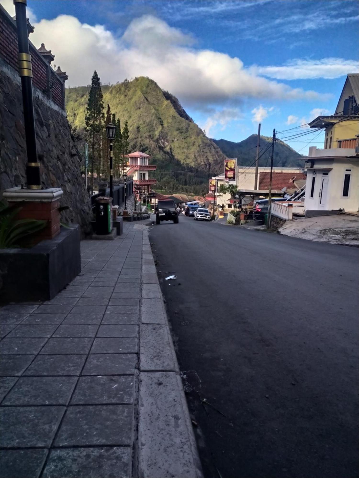 Lusman Homestay Bromo Ngadisari Exteriör bild